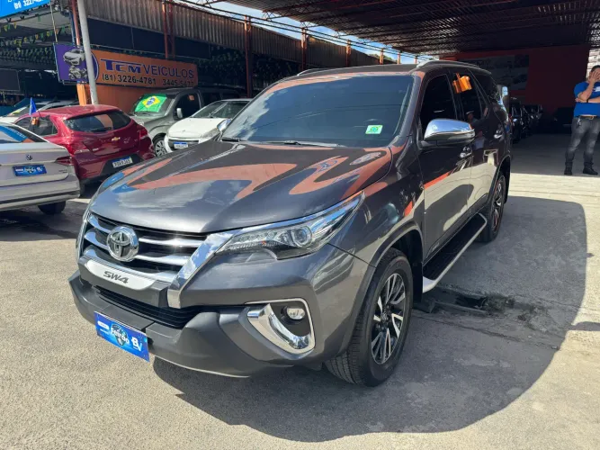 Toyota Hilux SW4 SRV 4X2 2.7 Flex 16V Aut. 2019