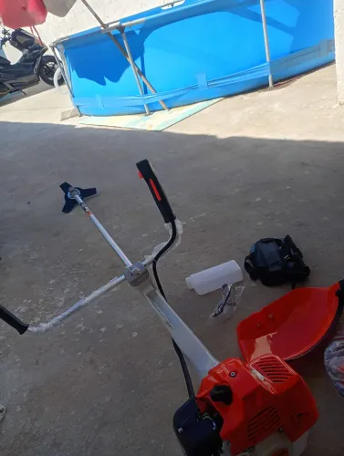 Roçadeira stihl fs 380 40.2 cilindradas. Nova!