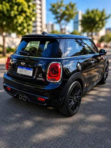 Mini Cooper S 2.0 Turbo 16V 3P Aut. 2015