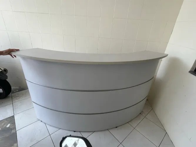 Balcão usado