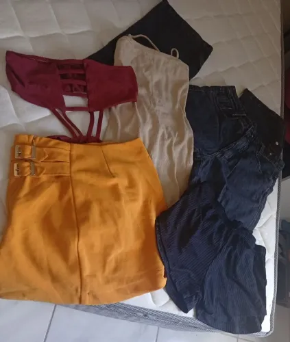 Vendo roupas seminovas