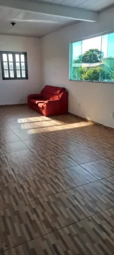 Casa/apto 2 quartos, sala, copa, cozinha, wc, á. serviço, área, R$ 1.600 agua,luz incluso