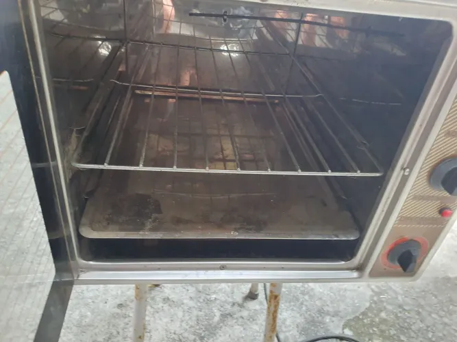 Vendo forno elétrico Fischer 42 lts