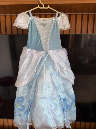 Fantasia Luxo da original da Disney