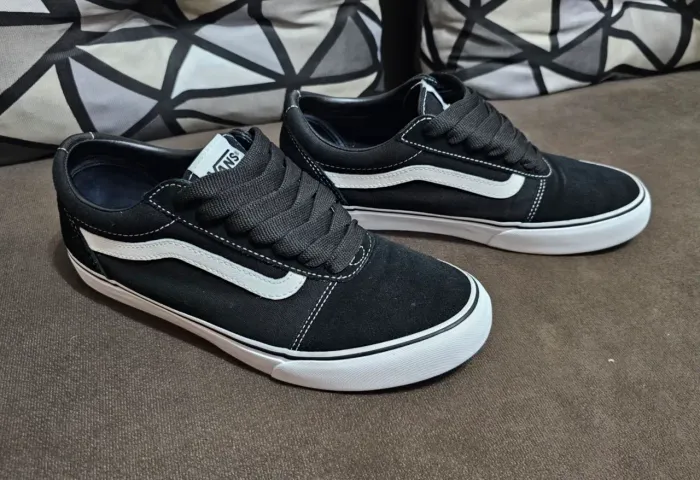 Tênis Vans Ward Canvas Original  N° 42