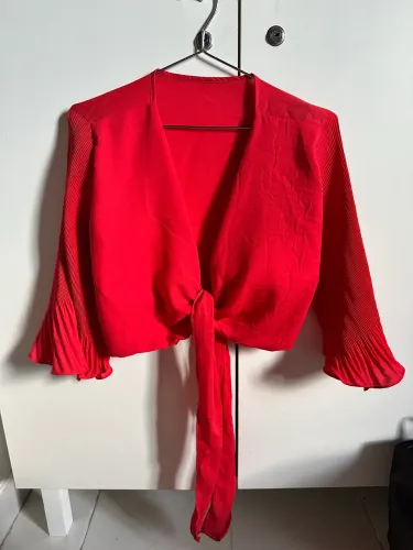 Roupas semi novas