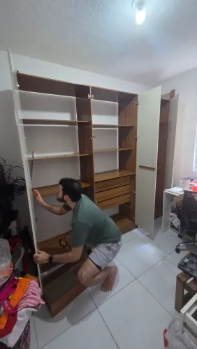 Guarda roupa usado