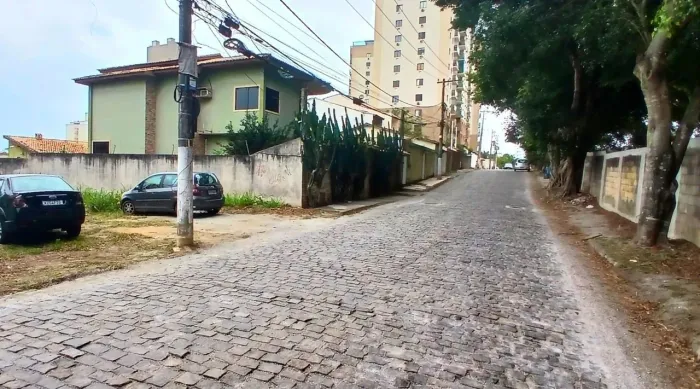 Terreno à venda, 450 m² por R$ 430.000,00 - Glória - Macaé/RJ