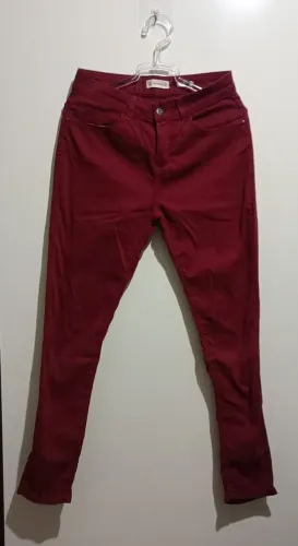 Calça bordô veludo cotelê 38 feminina 