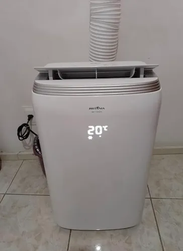 Ar condicionado portátil Britânia