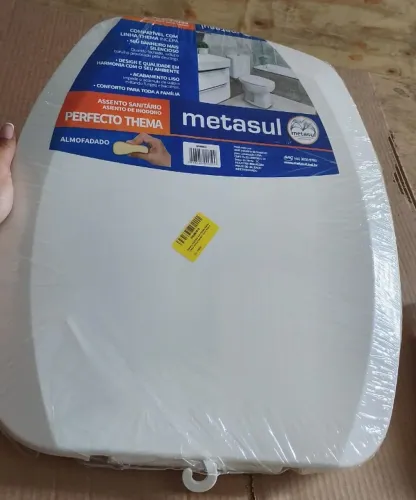 METASUL ASSENTO SANITARIO PLASTICO ALMOFADADO THEMA SUL BRANCO