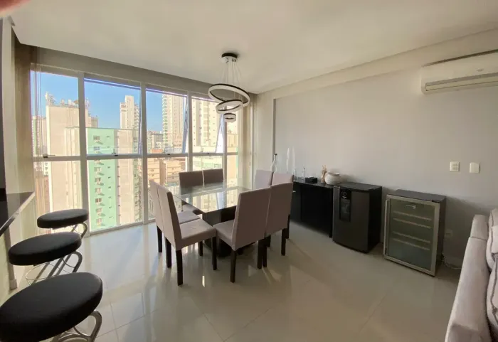 Apartamento mobiliado para locação anual próximo ao Passeio San Miguel - Balneário Cambori