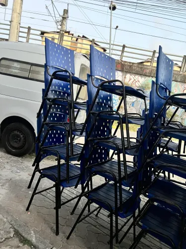 Cadeira de plástico