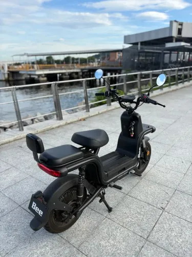 BEE U1+