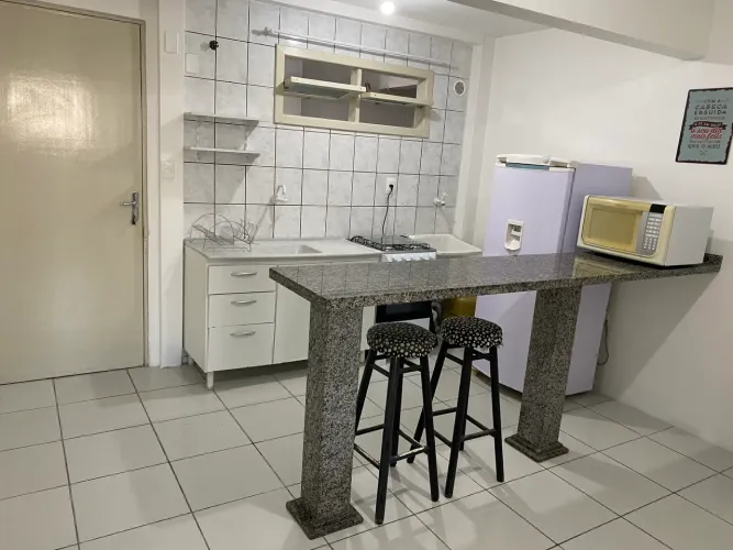 Alugo loft mobiliado próximo ao Shopping Itaguaçu 