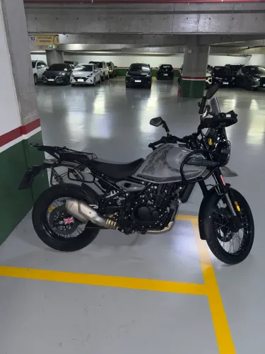 Himalayan 450 Customizada Acessórios