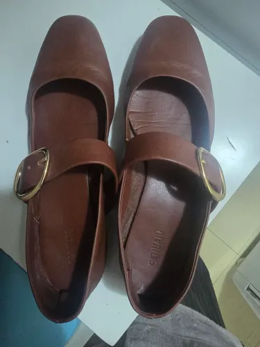 Sapatilha marron de couro número 37