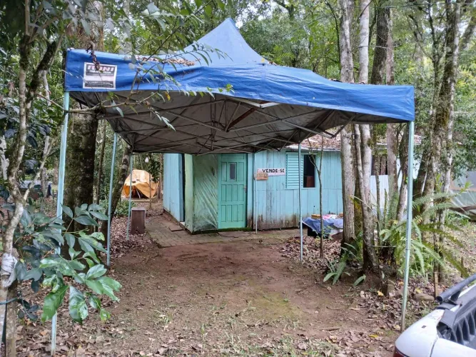 Cabana em três coroas