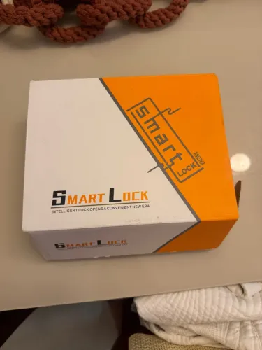Fechadura eletrônica nova