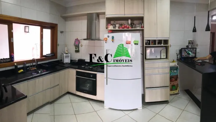 Casa para Venda em Limeira, Vila Fascina, 3 dormitórios, 1 suíte, 1 banheiro, 8 vagas