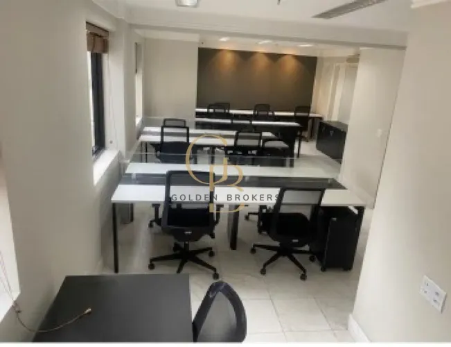 Conjunto comercial para locação em Moema