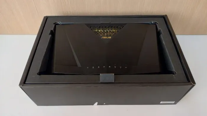 Roteador Gamer Asus RT-AX88U Pro AX6000 (C/ Defeito)