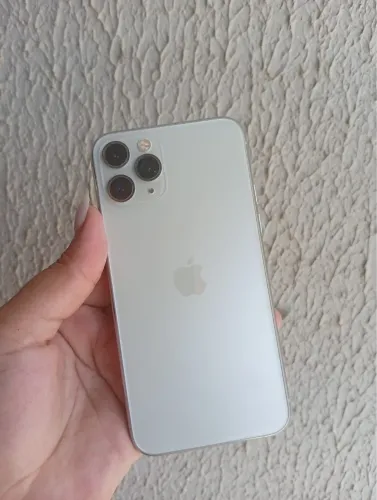 IPHONE 11 pro 64g bem novinho