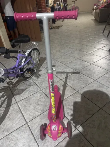 vende-se patinete infantil feminina