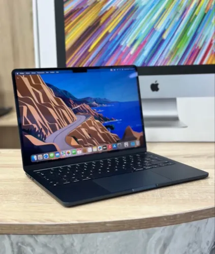 MacBook Air M2 13.6 8GB - 256GB SSD 