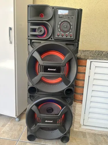 CAIXA DE SOM AMVOX AMPLIFICADA BIVOLT - R$ 600