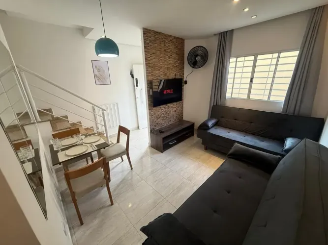 LINDO SOBRADO PARA LOCAÇÃO OU VENDA NO TATUAPÉ/SP