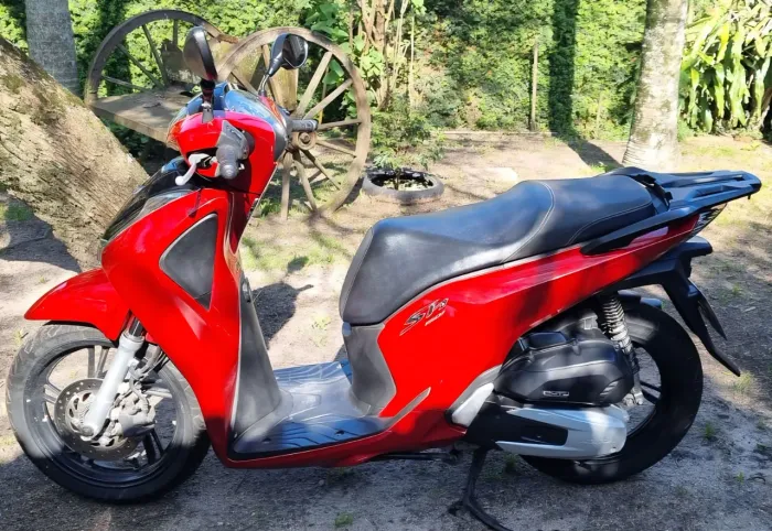 Honda SH 150i 2020 Vermelha | 23.061 km | Acompanha Acessórios