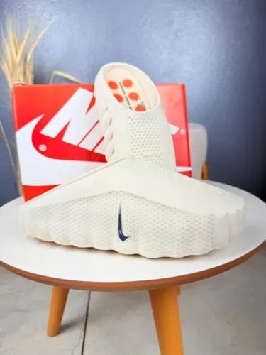 Slide Nike Mind 001