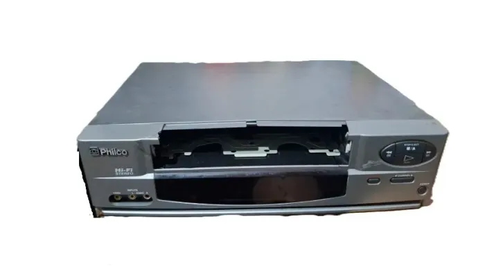 SUCATA VÍDEO CASSETE PHILCO PVC HF-14CK NÃO ACEITA FITA