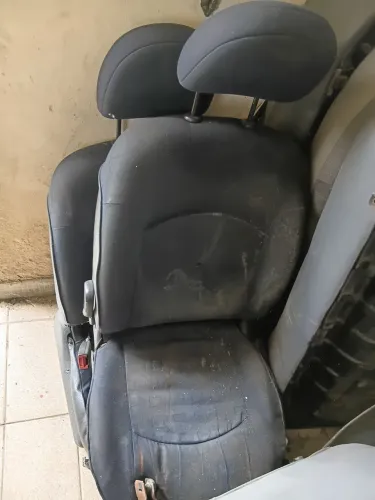 Bancos do Peugeot 206