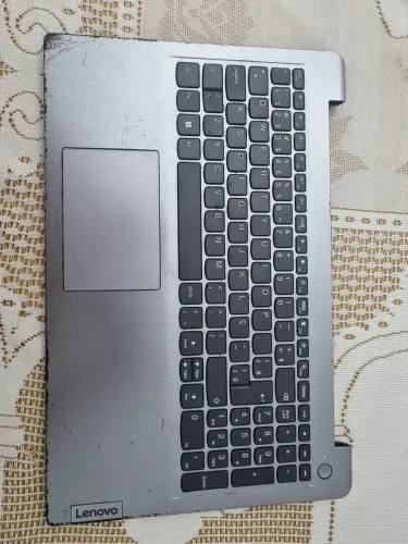 Notebook Lenovo com defeito