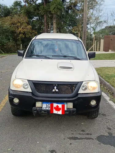 Mitsubishi L200 GL 2.5 4X4 CD Diesel 2009