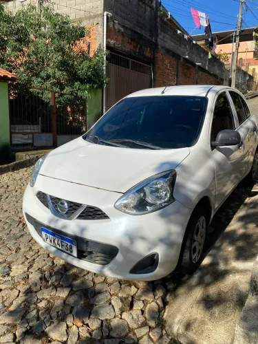 Nissan March S 1.0 12V Flex 5P 2016