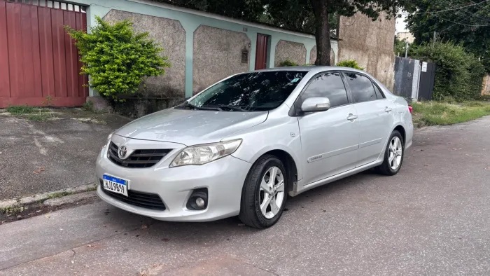 Toyota Corolla XEI 2.0 Flex 16V Aut. 2013