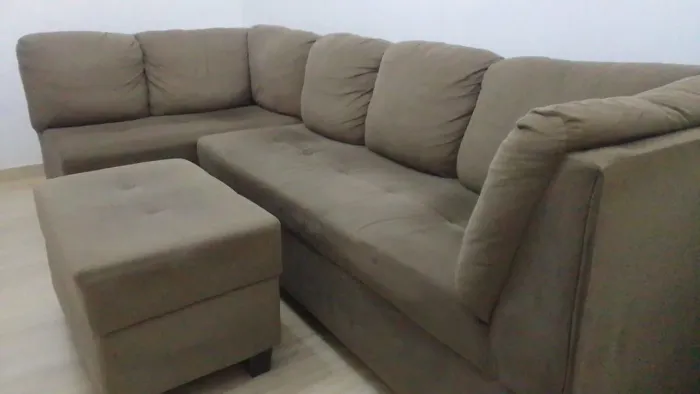 Vende se sofa de canto muito conservado