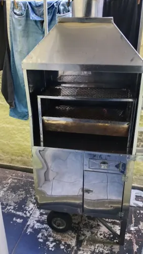 Carrinho de churrasco