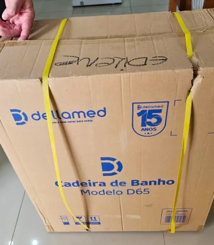 Cadeira de Banho Dellamed D65 150kg Nova Lacrada