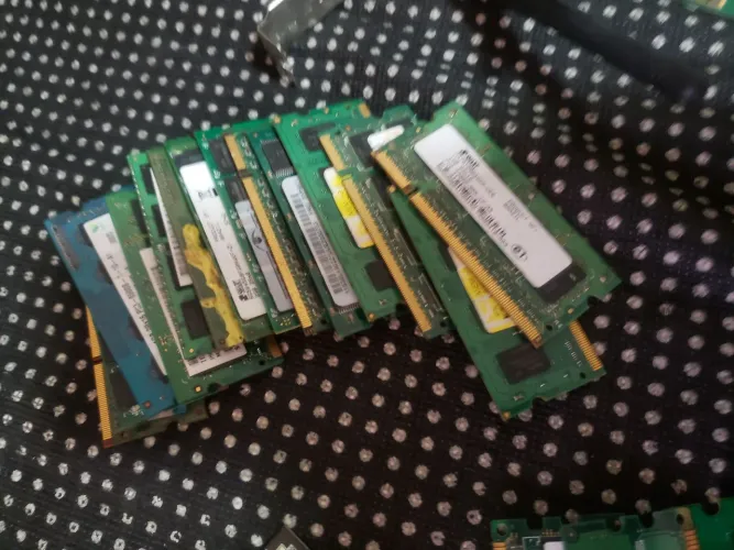 Lote de 31 peças de placas