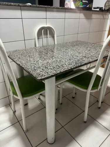 Mesa de mármore