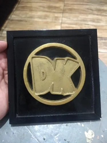 Placa Decorativa DK - Treasure Box