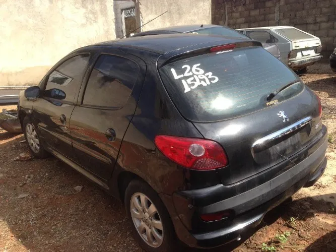 Sucata Desmontada para Peças Peugeot 206 207 1.0 1.4 1.6