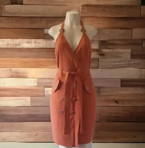 NOVO: Vestido envelope com botões e amarração P/M