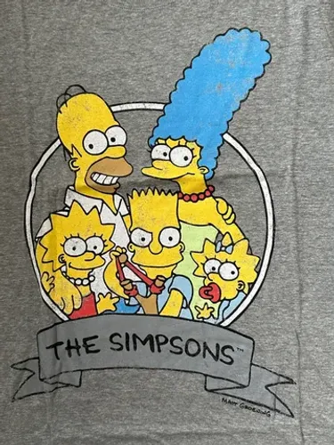 Camiseta Os Simpsons G nova