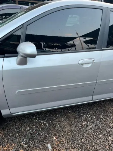 Porta Dianteira Esquerda Honda Fit 2004 - Rs Auto Peças 