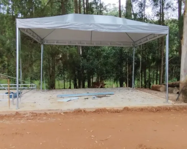 Tenda Piramidal 6x4 